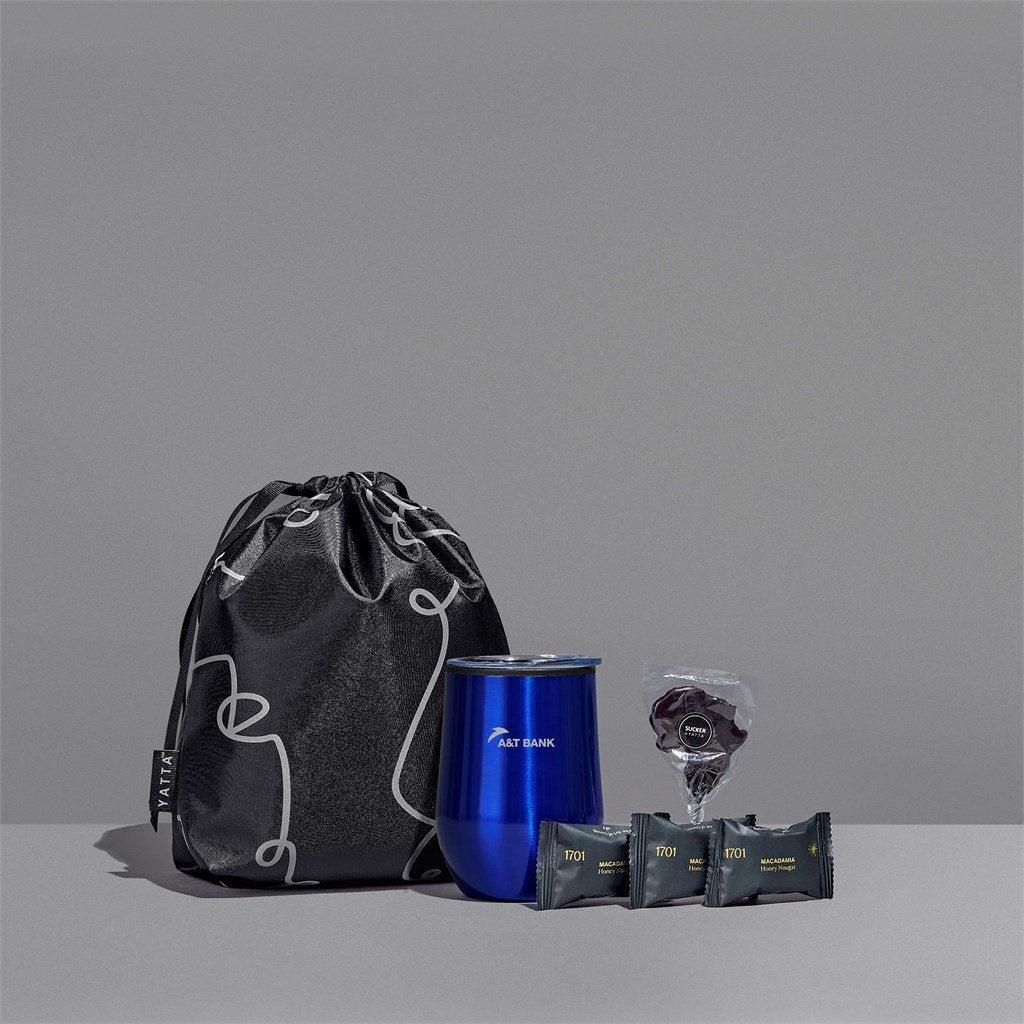 Yatta Snug Surprise Hamper - Image 3