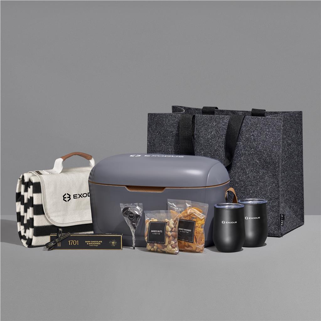 Yatta Outdoor Indulgence Hamper - Image 10